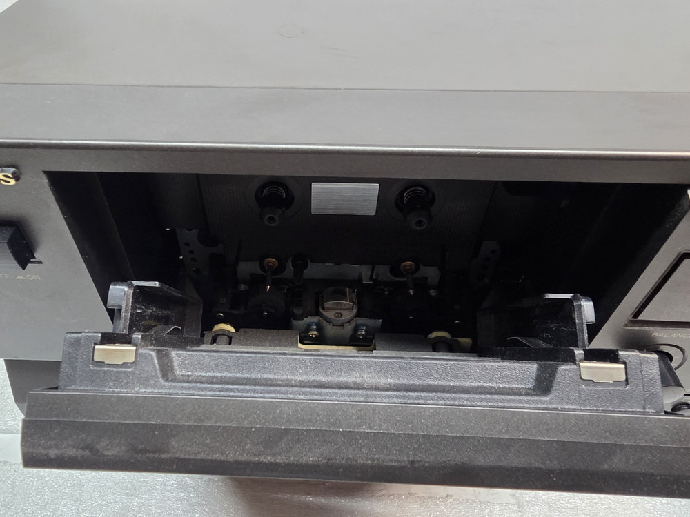 Technics RS-TR333 Stereo Double Cassette Deck Tested