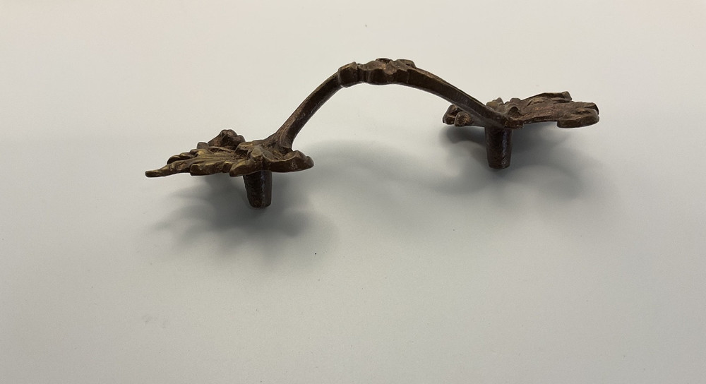 10 VTG look Brass Hardware Handle Pulls , New in package with screws