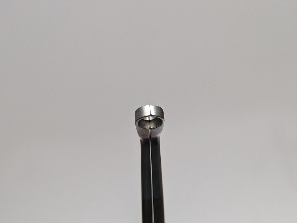 2 pcs. Screw Holding Forceps (USED).