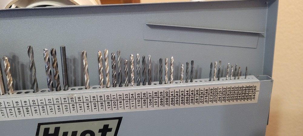 PARTIAL HUOT METRIC COMBINATION DRILL INDEX 92 ASSORTED HSS DRILL BITS