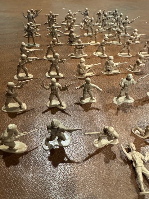 Plastic Soldier Figurines - Bundle of 48 - Plastic - Pre owned