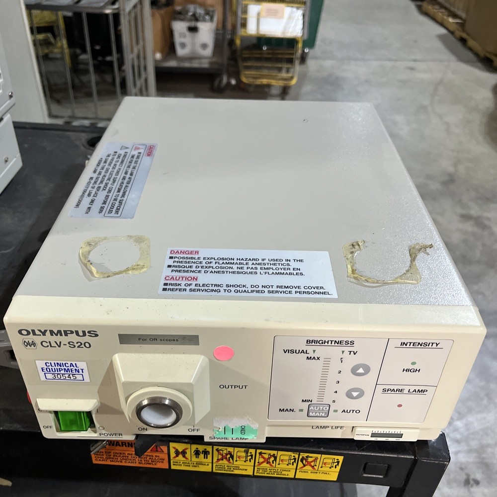OLYMPUS CLV-S20 XENON LIGHT SOURCE ,