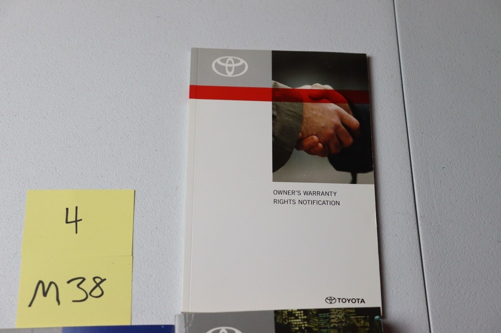 2017 TOYOTA COROLLA OWNERS MANUAL REF MAINT GUIDE ALL MODELS