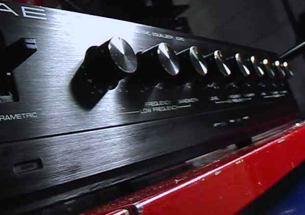 SAE 180 Parametric Equalizer with Wooden Side Panels. Uber Rare!