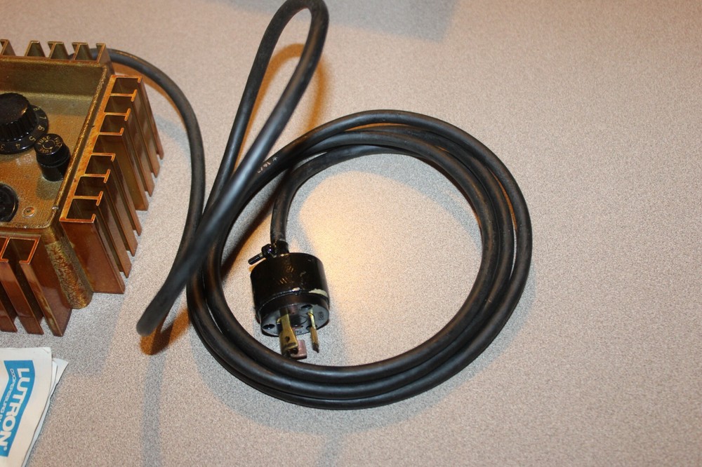 NOS Lutron Electronics PD-150 PowerDial Electronic Power Control