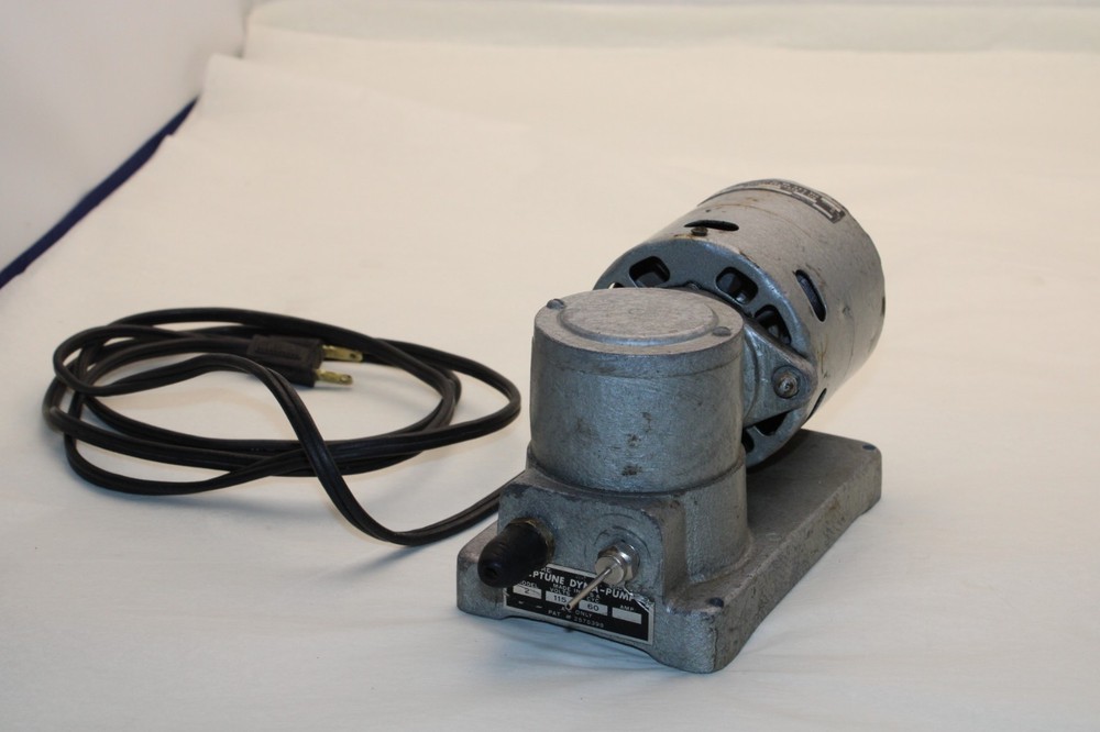 Neptune Dyna-Pump Model 2  Low Pressure Vacuum Pump