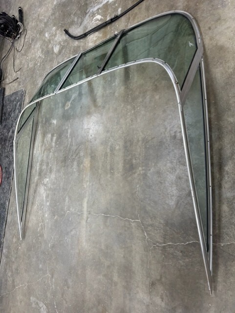 2000 caravelle ski boat 209 complete windshield