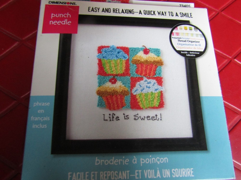 Dimensions CUPCAKES - LIFE IS SWEET Punch Needle KIT