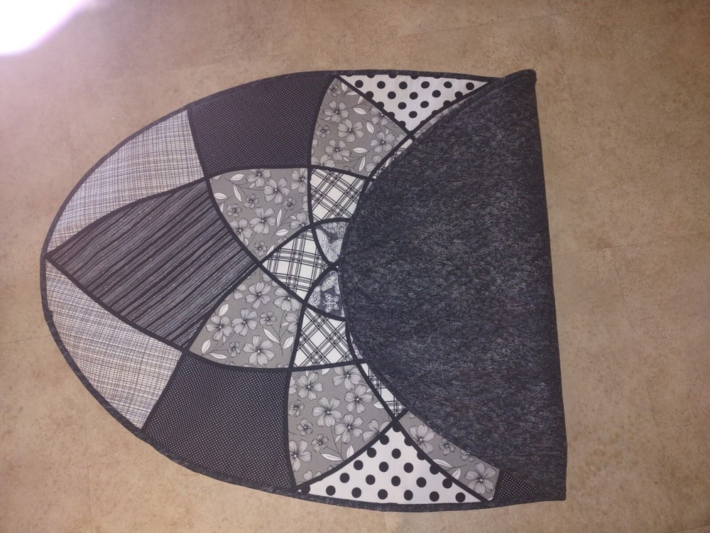 handmade quilted table toppers