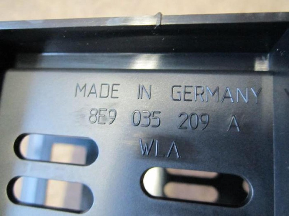 Halterung Navigation Schacht AUDI A4 B6 8E 8E9035209A