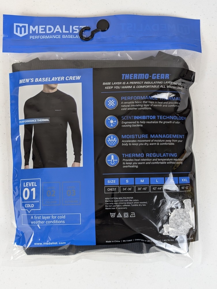Medalist Performance Thermal Base Layer Crew Long Sleeve Men's Small Level 1