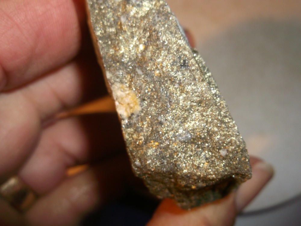 Gold, silver, copper, 76 grams samples ,ore high grade .