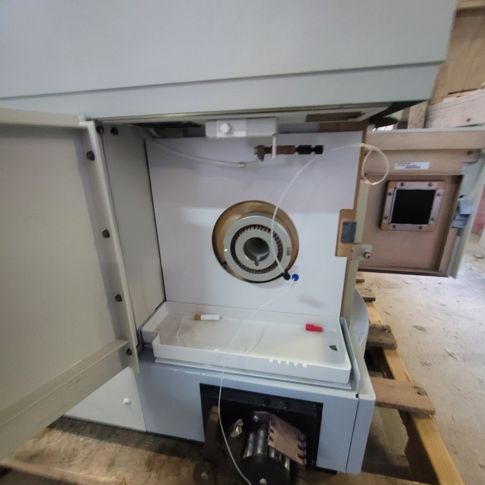 Perkin Elmer Optima 5300DV Spectrometer