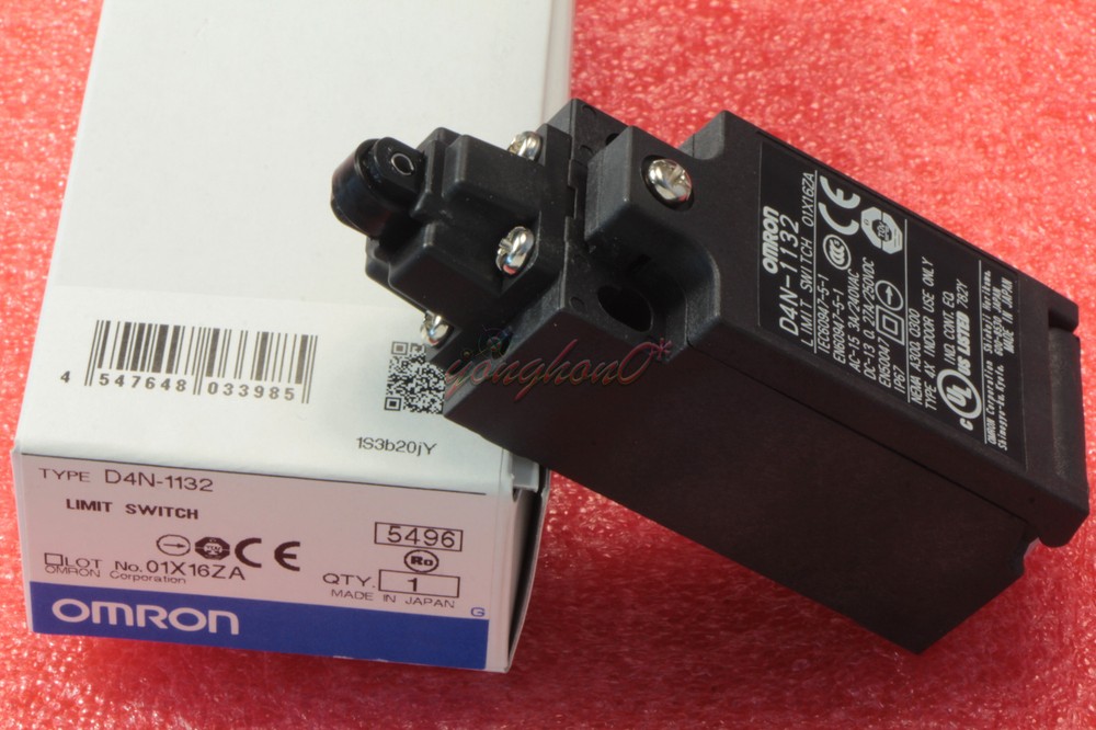 1PC New Omron D4N-1132 Limit Switch