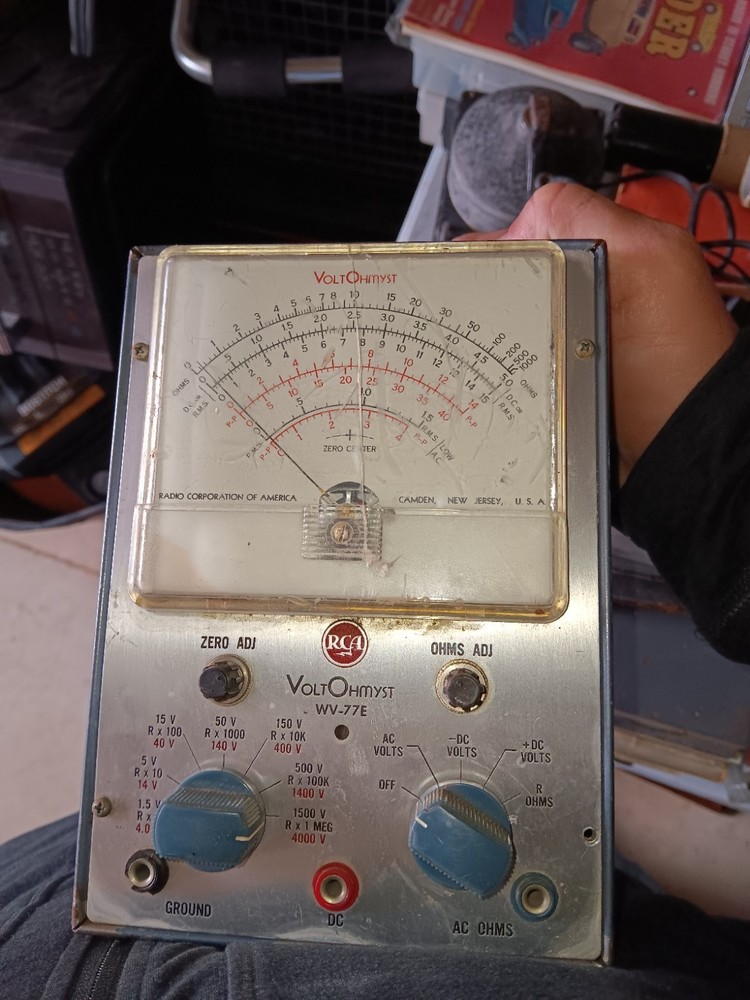 RCA VoltOhmyst WV-77E Analog Volt-Ohm Meter Untested