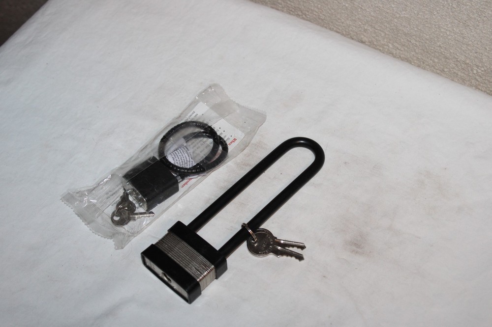 2 RUGER Padlocks w/ Keys No. 5050 and 30mm