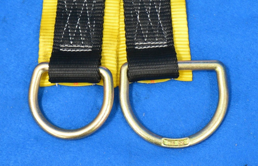 CONDOR 19F391 Pass-Through Cross Arm Strap