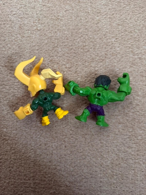Marvel Avengers Super Hero Micro Mashers Figures 9 x Bundle and Accessories