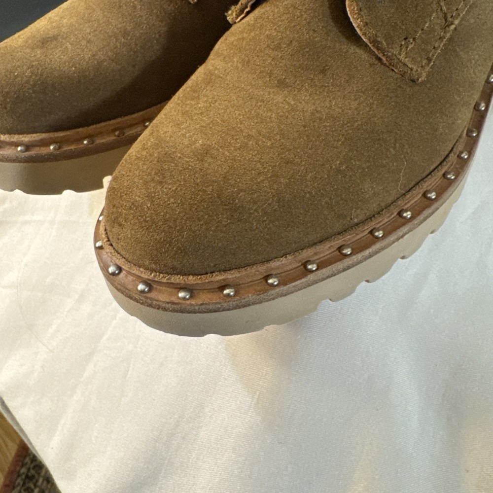 Never Worn Dolce Vito Leather Full Lug Heel Combat Boots Size 6