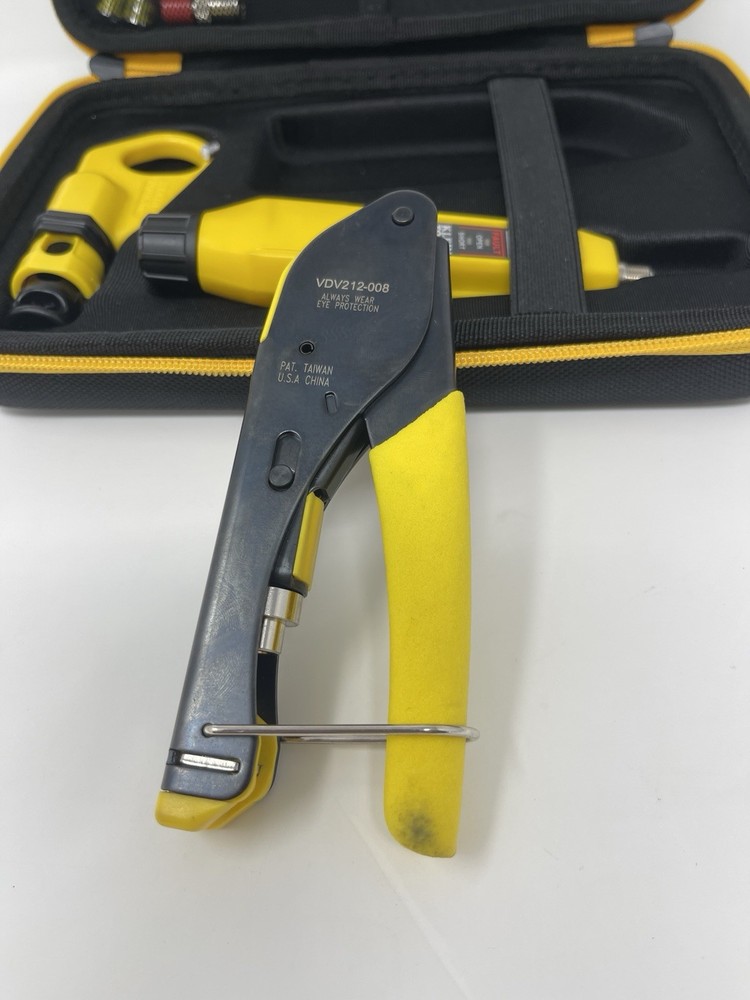 KLEIN TOOLS VDV512-101 Coax Explorer 2 Tester Kit USED WORK