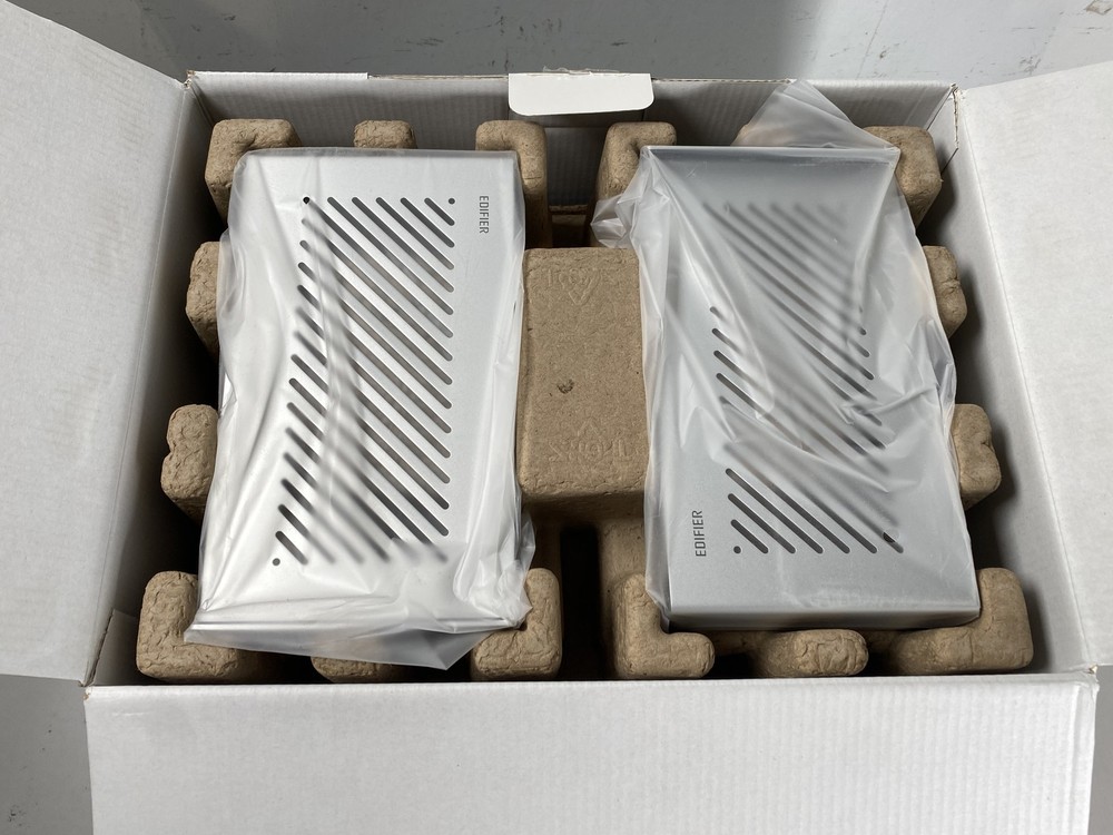 Edifier QR65 Multimedia Speaker System in White