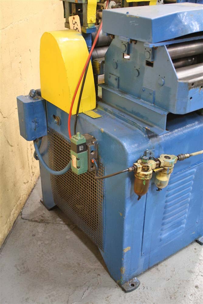 12" X .125" AIR FEEDS STRAIGHTNER : YODER #55134