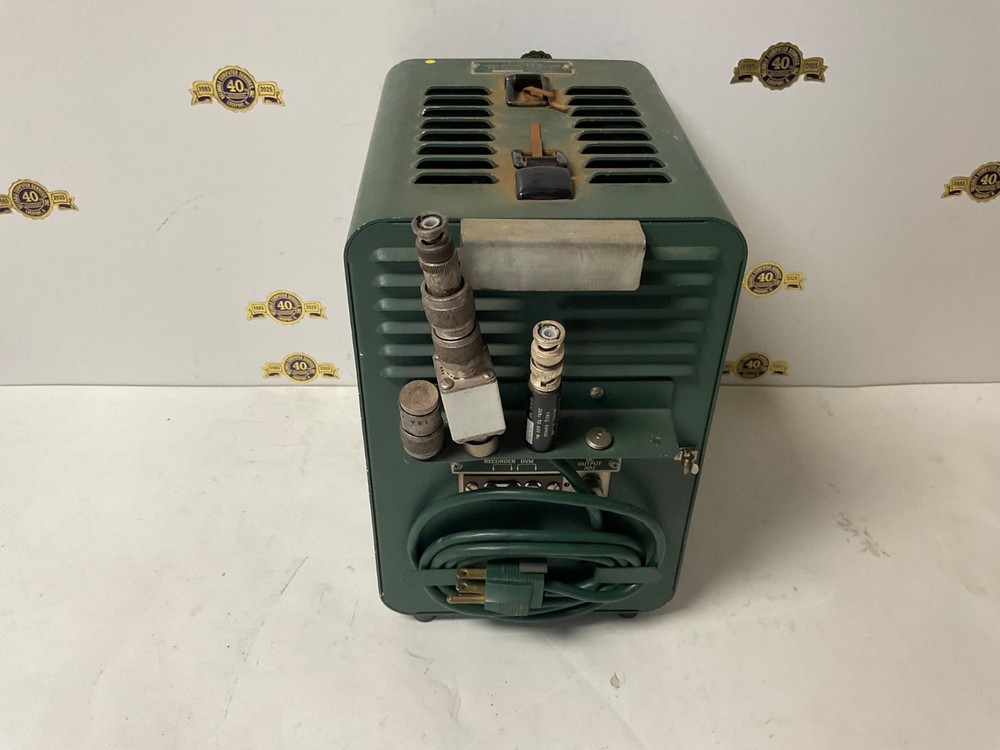 Boonton Electronics model 91H Sensitive RF Voltmeter 50 OHM Adapter connectors