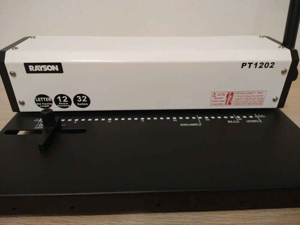 Rayson PT1202 Binding Machine 3:1 Pitch 32-Holes Punch 12 Sheets