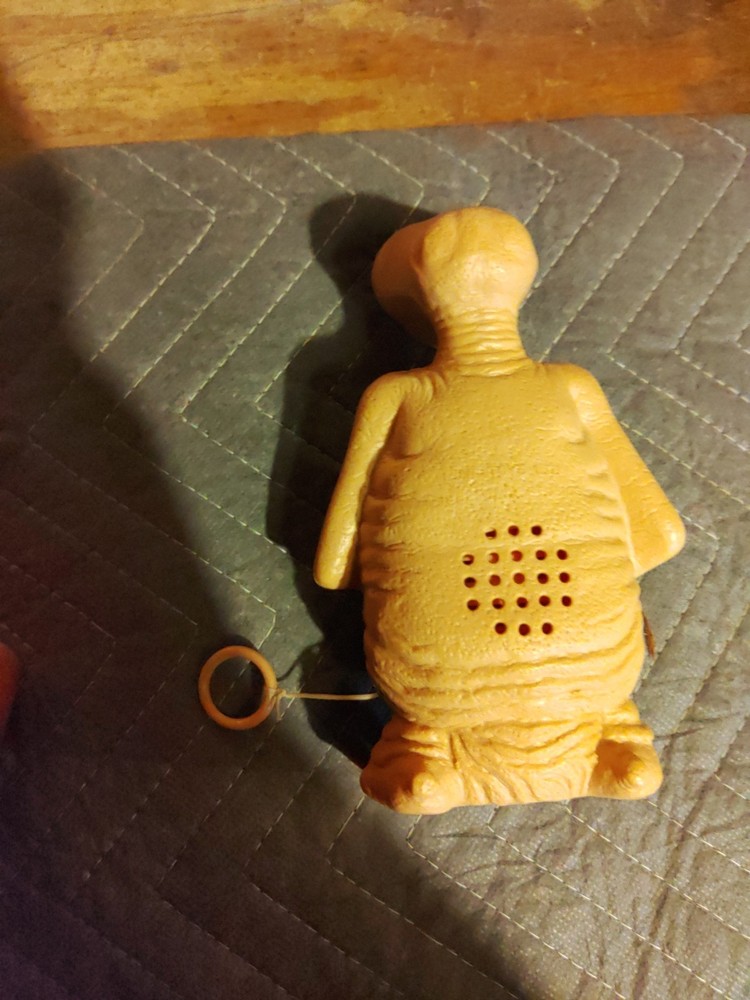 VINTAGE ET Pull String Toy Great Shape