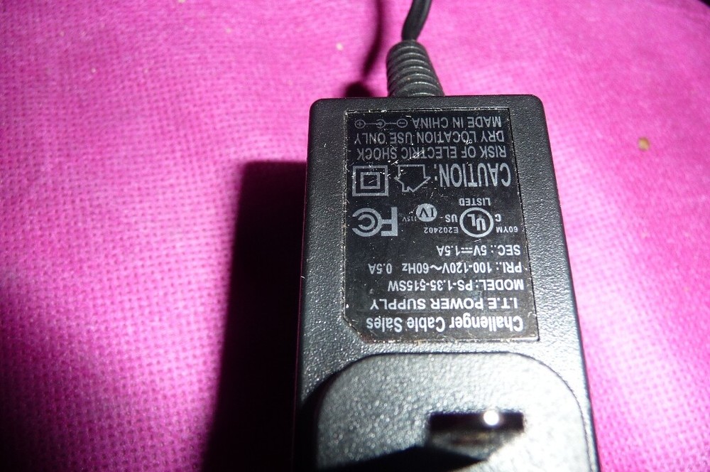 Technicolor Digital Transport Adapter DCI104ICS Remote/ Power Supply UNtested