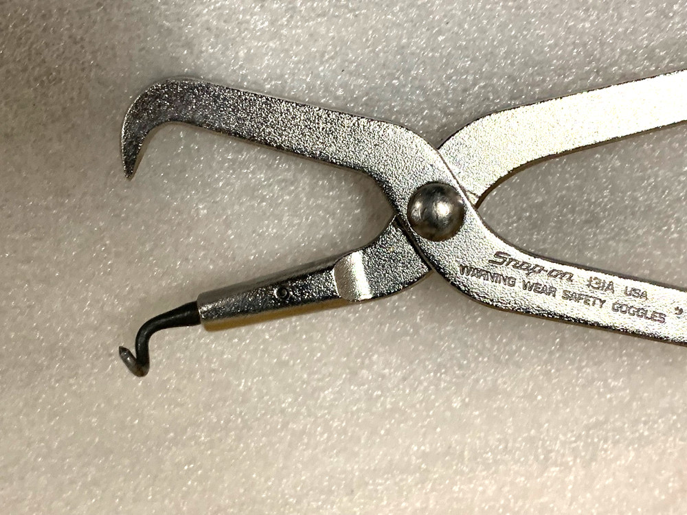 Snap On Tools USA 131A 13” Brake Spring Pliers Replaceable Hook - NEW