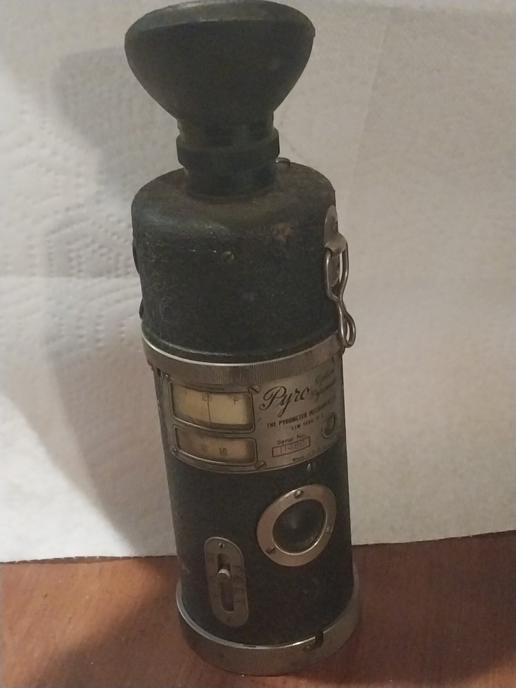PYRO Optical Pyrometer Instrument Co New York Temperature Sensor 60.5