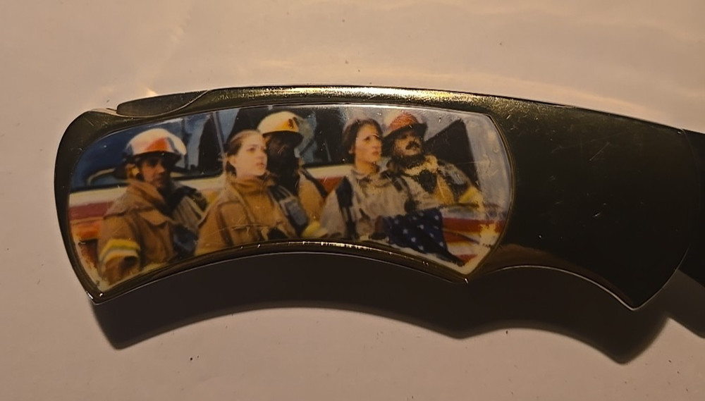 Firefighters 9/11 Commemorative Knife