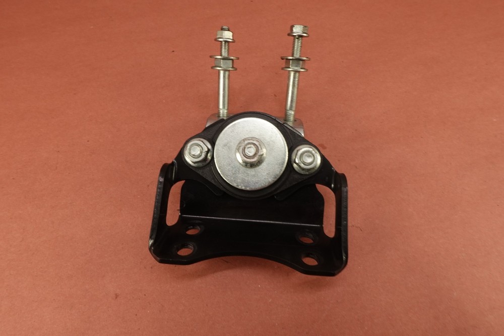 2002-2006 Harley Davidson V-rod Vrod Engine Motor Mount Bracket
