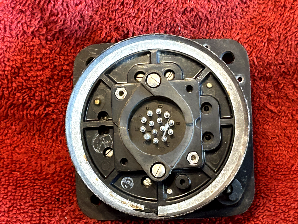 NARCO VOA-8 VOR CONVERTER INDICATOR