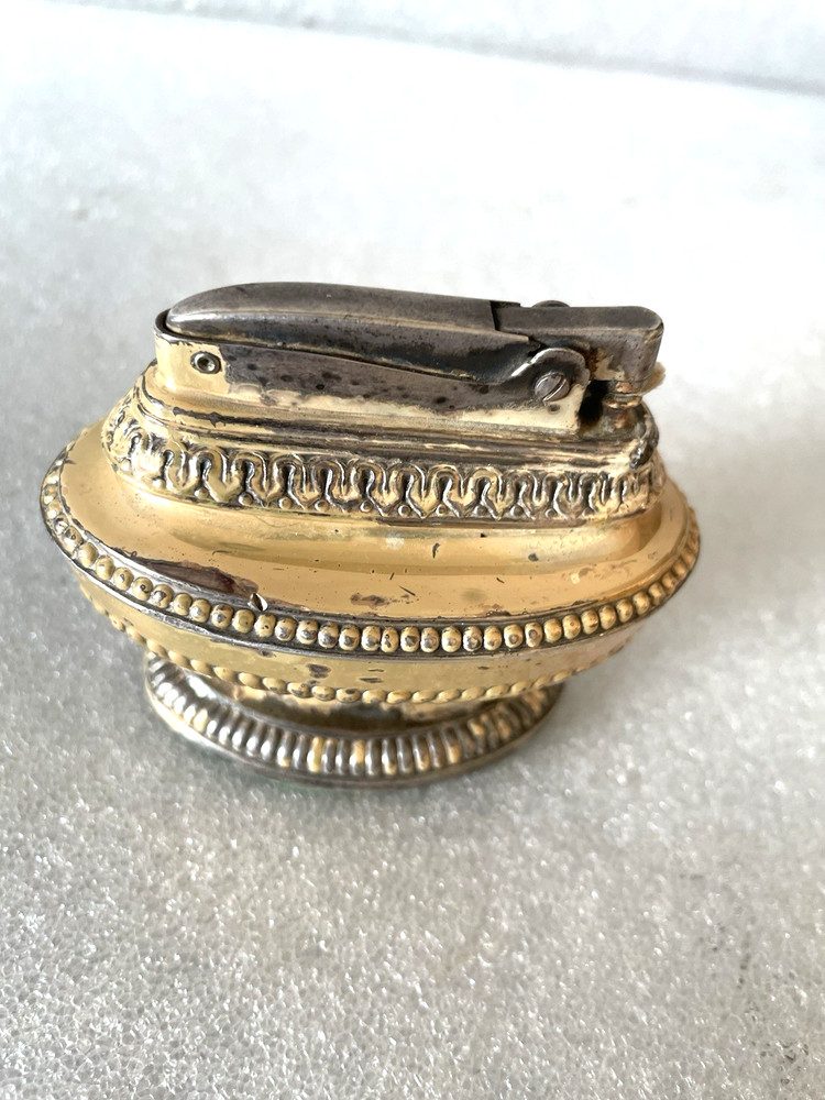 Ronson Queen Anne table lighter Yellow applied surface Untested