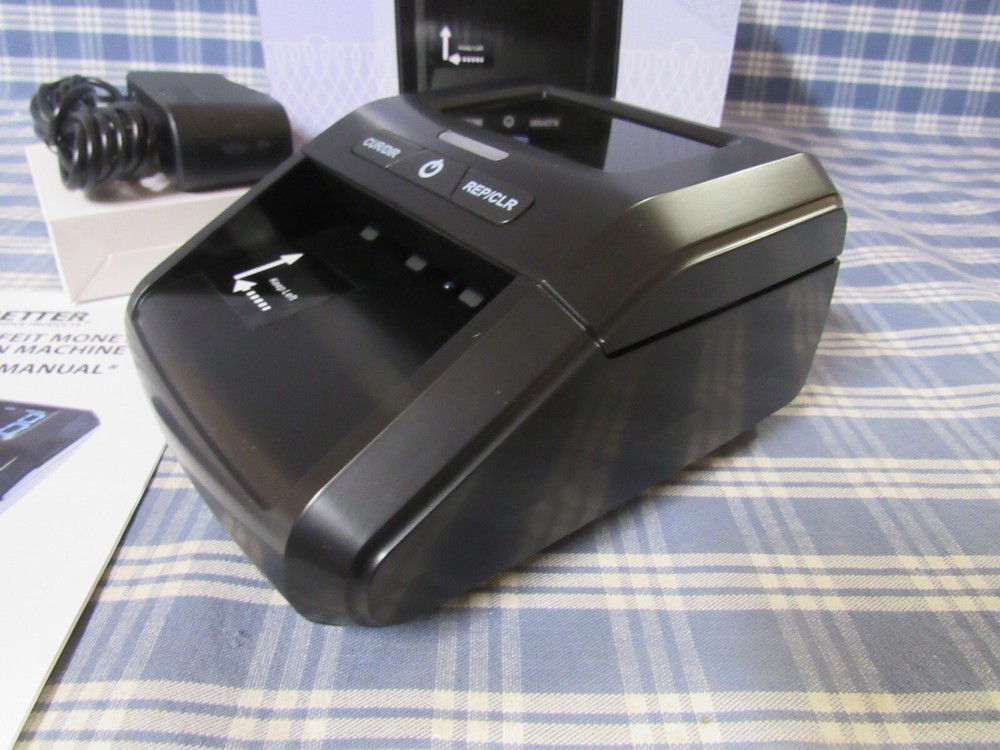 Counterfeit Bill Detector Machine with LCD Display (New Open Box) FREE SHIPPING.
