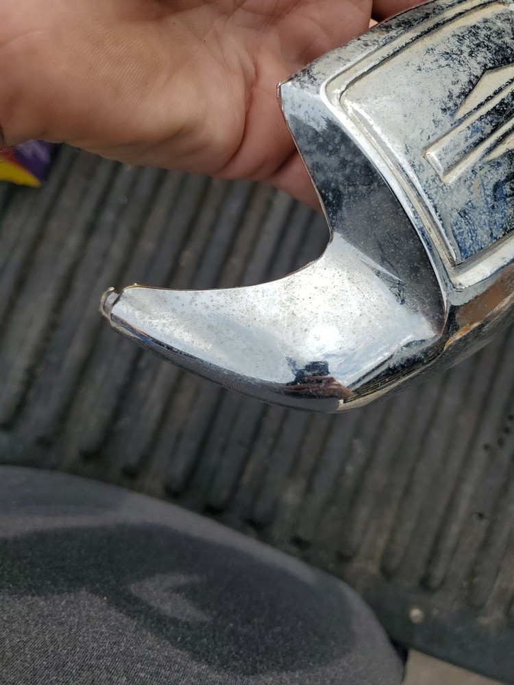 Harley-Davidson HD Fender Emblem Chrome