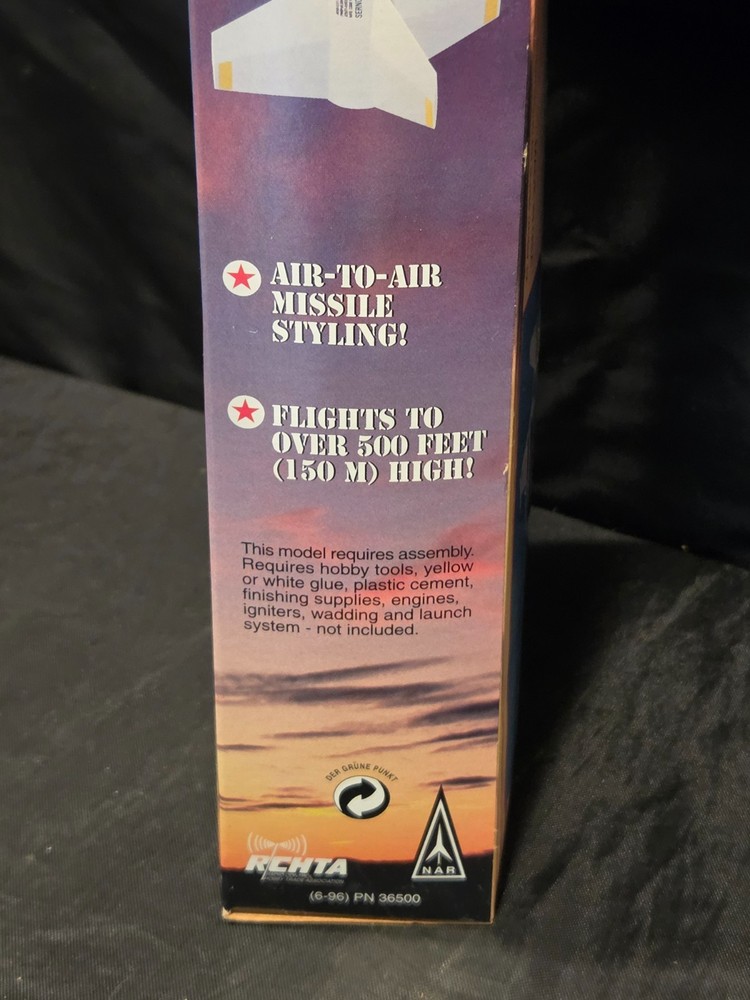 ESTES #2129 PYTHON Flying Model Rocket Kit - Explorer Series NEW