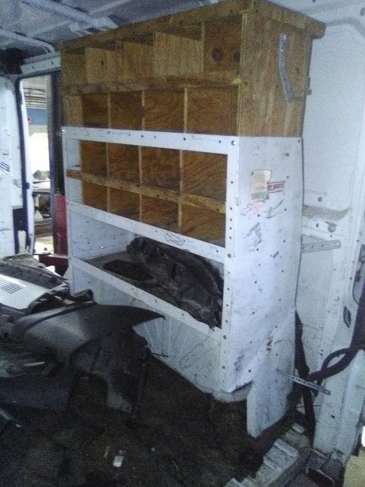 2018 Dodge Promaster 1500 Divider and Racks