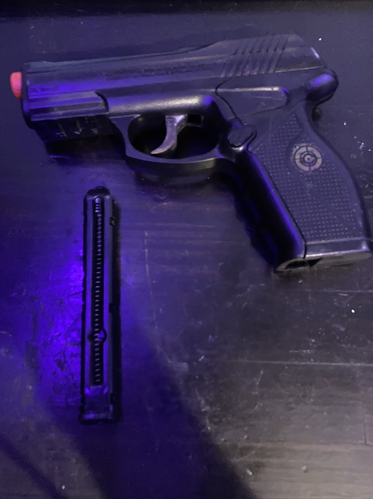 Crosman C11 Semi-Automatic CO2 BB Air Pistol
