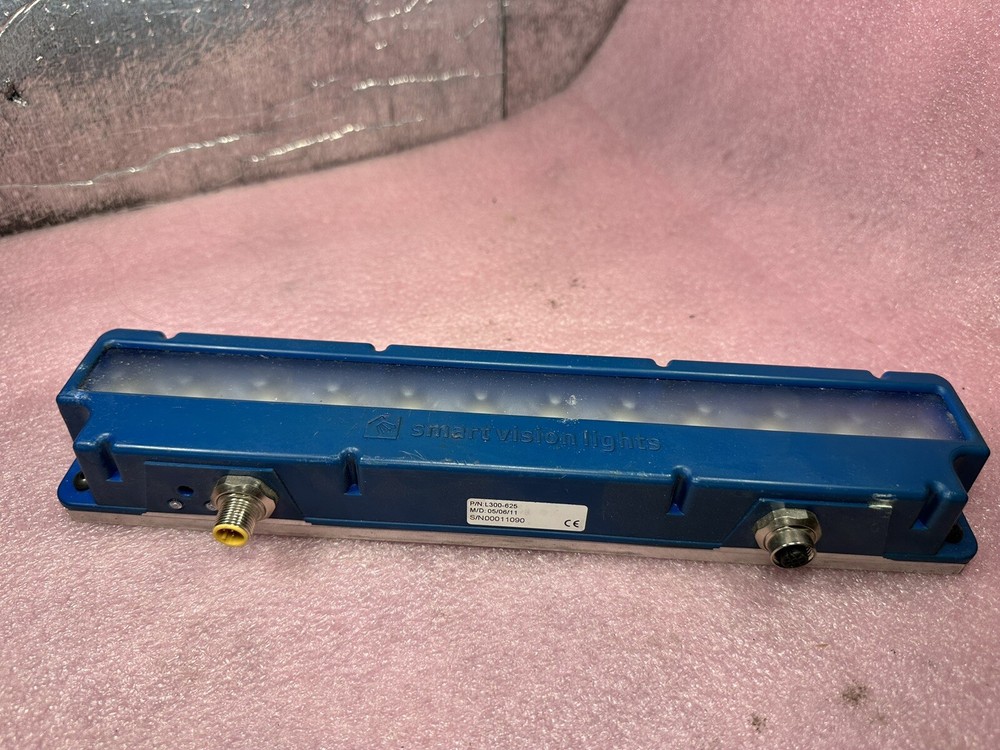 Smart Vision Lights L300-625 Linear Connect-a-light