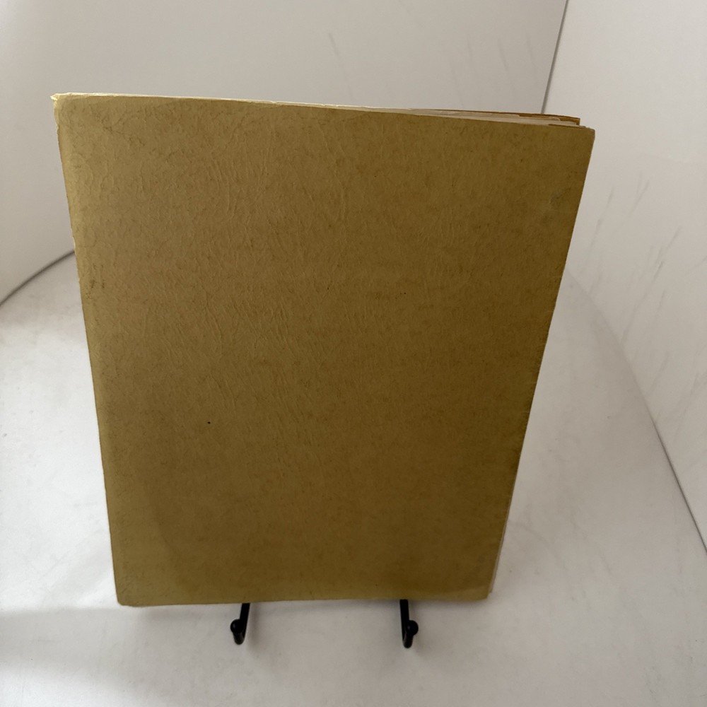 Burbank Studios Wood Molding TBS Construction Studio Book