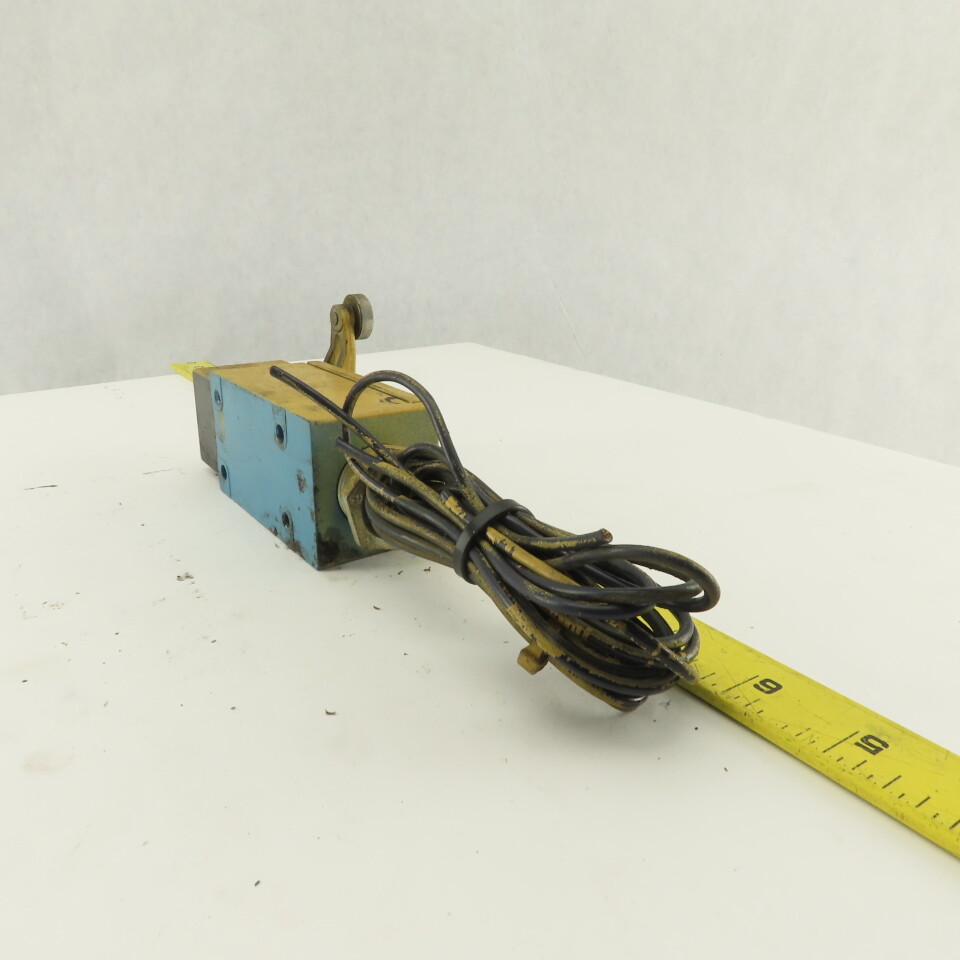 Micro Switch LSA4L 600V 10A Rocker Arm Limit Switch