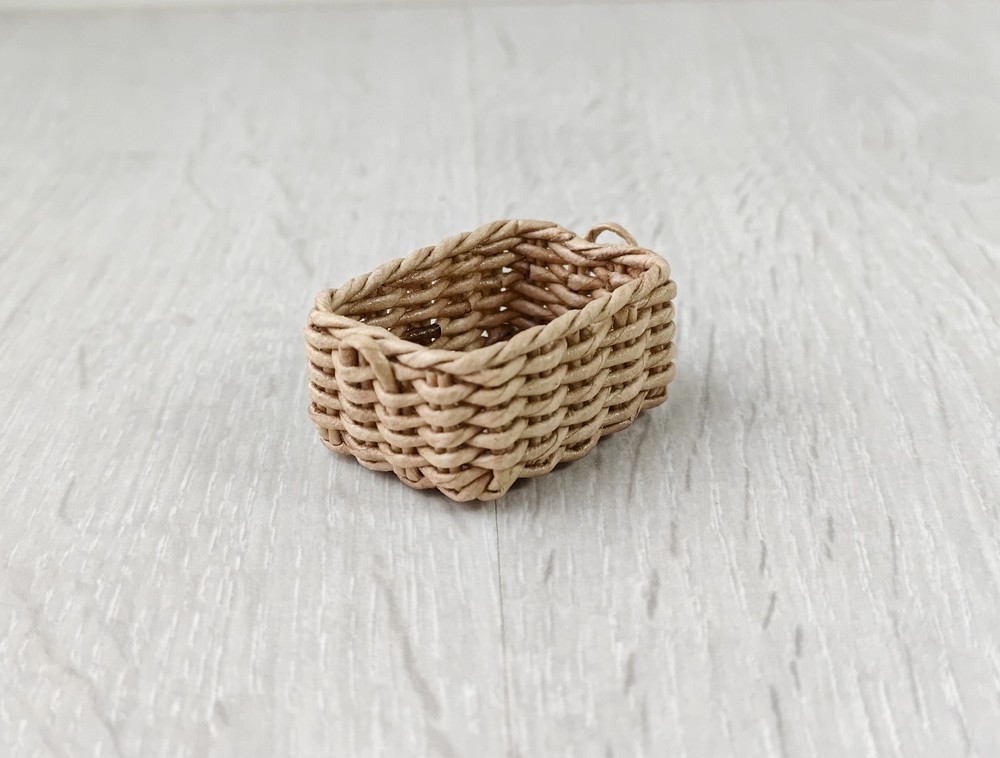 1:12 dollhouse miniature rectangular low wicker storage basket. handmade