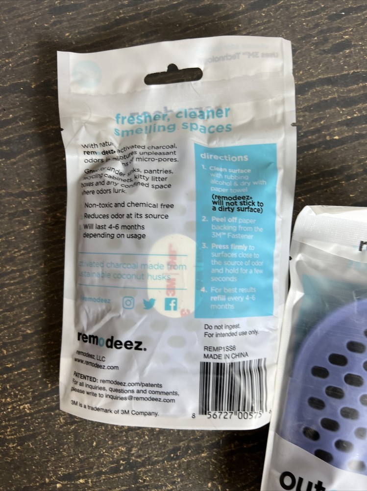 2 Remodeez Litter Box Deodorizer and Cat Odor Eliminator Activated Charcoal Bag