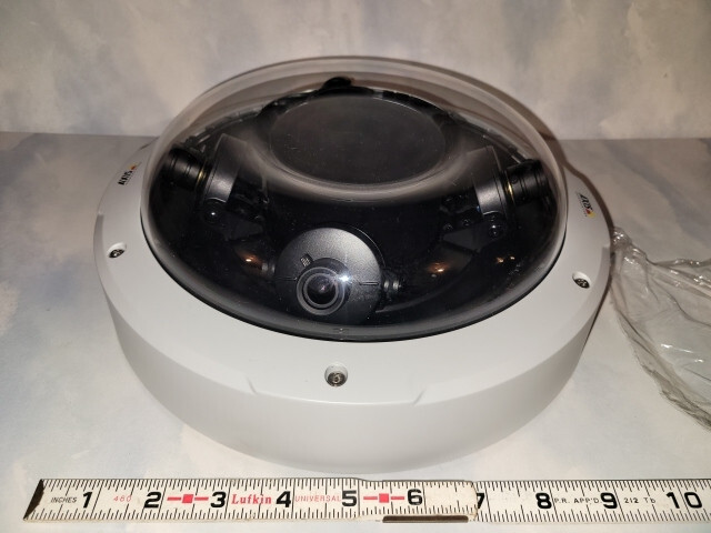 1x Axis P3707-PE 8MP used, very clean, fully functional