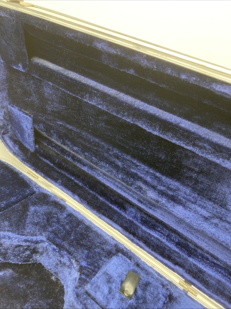 4/4 Violin Hard Shell Case w/ Plush Interior, 3 Compartments, Storage for 2 Bows