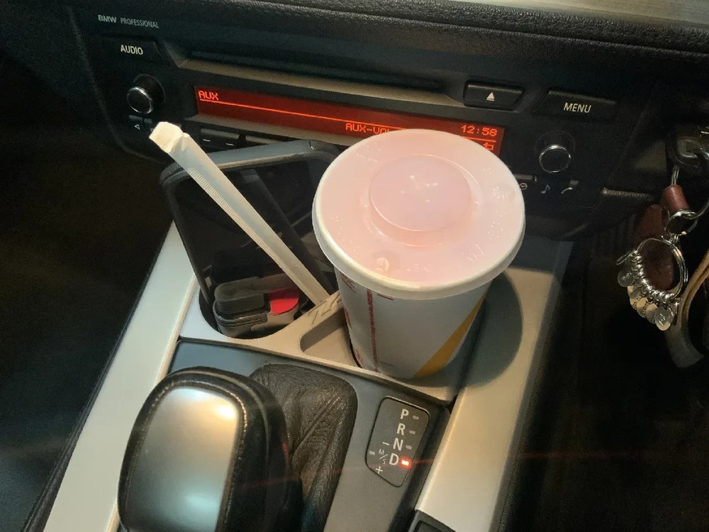 BMW Z4 E89 Cup/Phone holder Modified (Extra Space)