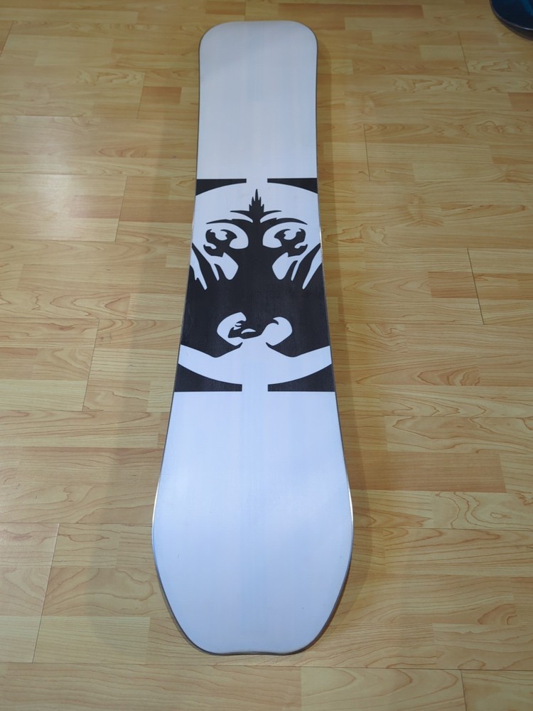 157cm Never Summer Dipstick Snowboard 2020 Beginners - Intermediate.